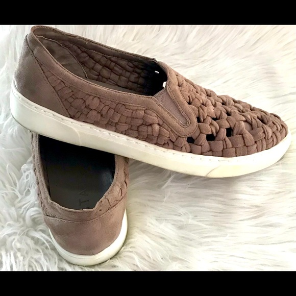 1.State Delfin Braided Slip On Comfort Sneakers Taupe Sz 8.5 - Picture 2 of 6
